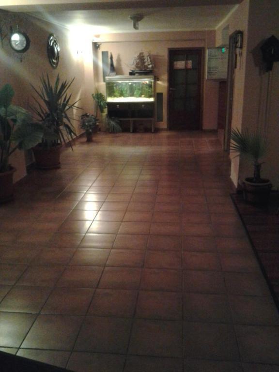 Pensiunea Raffael Otopeni Exterior foto